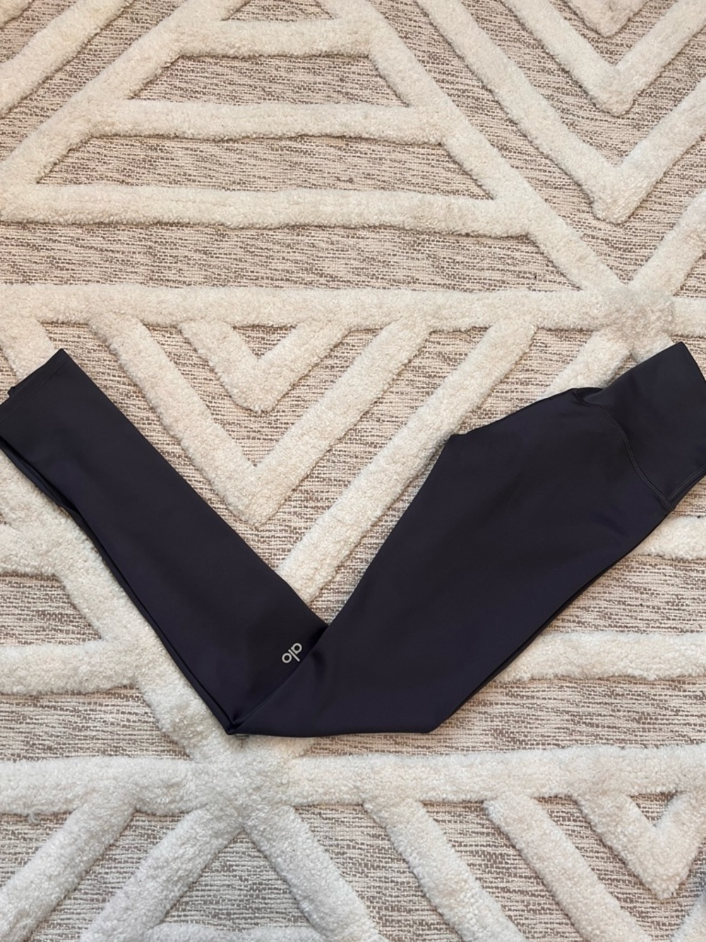 ALO Yoga Airlift High-Waist Elongated split Hem Legging XS grey/anthracite - Picture 5 of 9